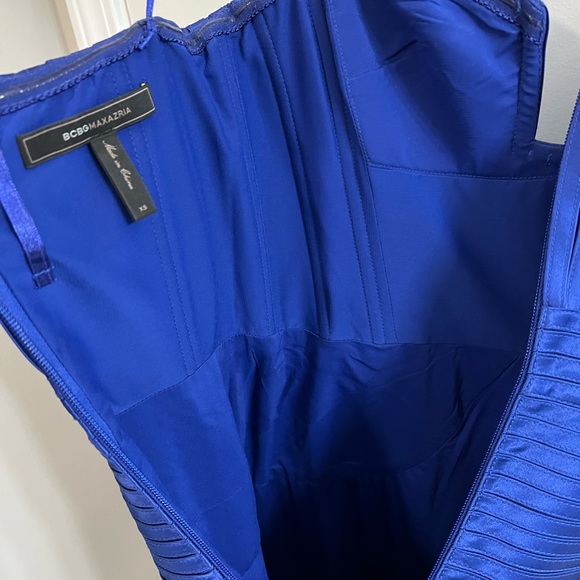 BCBG strapless gown - Picture 4 of 8